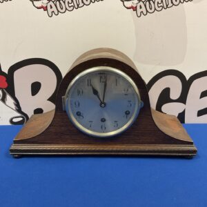 Vintage 1930s Napoleon Hat mantle clock with key and pendulum.